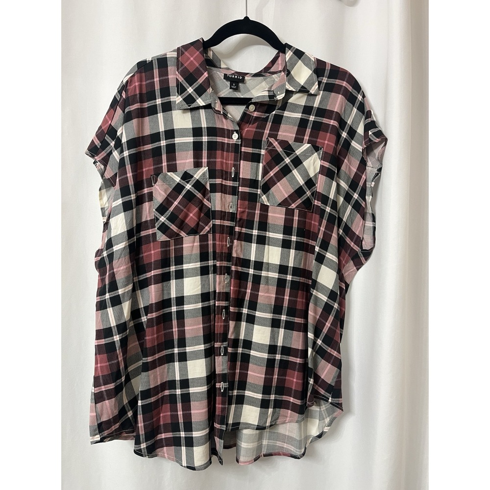 Torrid 1‎ Women Plaid Challis Split Neck Button Front Blouse  (D6)
